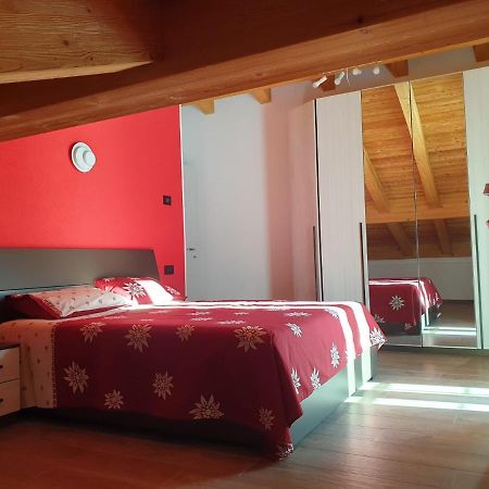 Casa Vacanza Lo Nano Fenis Luaran gambar