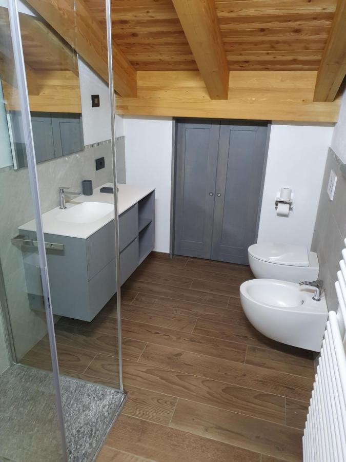 Casa Vacanza Lo Nano Fenis Luaran gambar