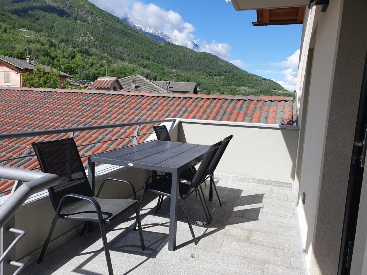 Casa Vacanza Lo Nano Fenis Luaran gambar